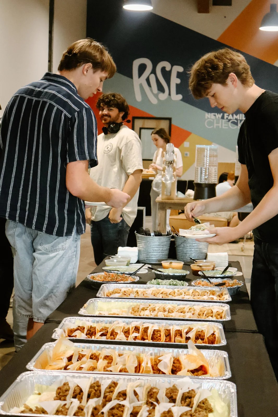 Sharing a meal before a 733 gathering