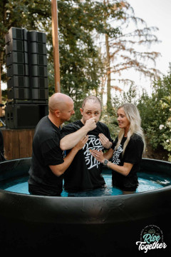 11-year-baptism-2084.jpg