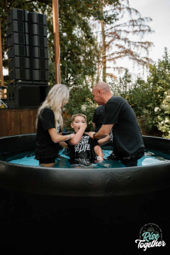 11-year-baptism-2257.jpg