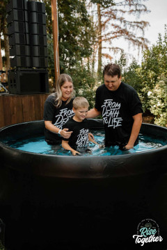 11-year-baptism-2464.jpg