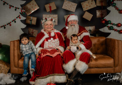 RiseSanta25-302.jpg
